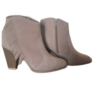 Fringe Booties ✨